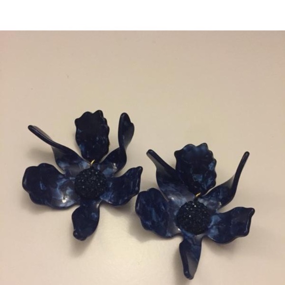 NWOT Lele Sadoughi Crystal Lily Earrings-last Pr! - Picture 3 of 4